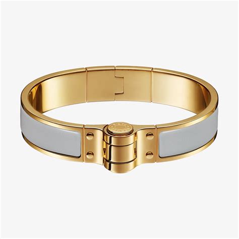 hermes uni hinged bracelet review|Hermes h bracelet review.